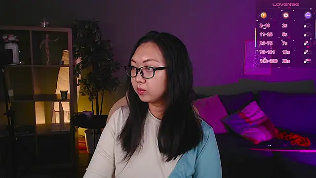 Marine Vact online show from September 2025 05:23:02 PM