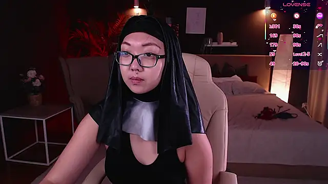 Marine Vact online show from October 2025 02:01:01 PM