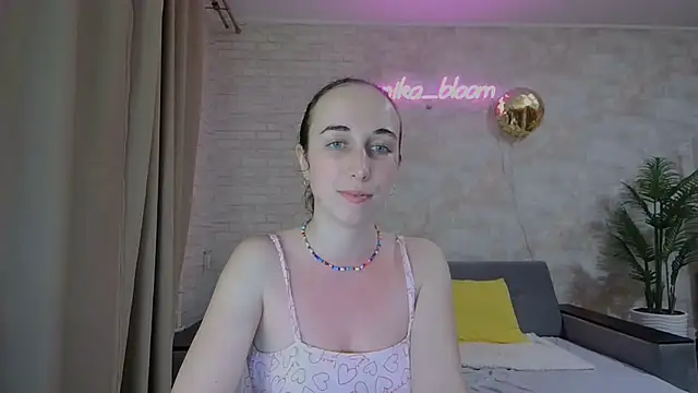 Anika bloom online show from February 2025 05:46:02 AM