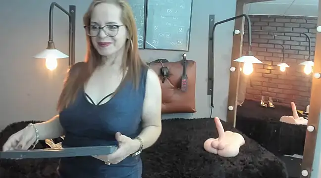 Samantha mature56 online show from March 2025 10:16:02 AM