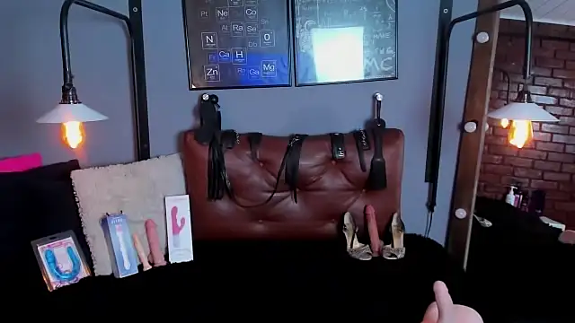 Samantha mature56 online show from September 2025 09:00:02 AM