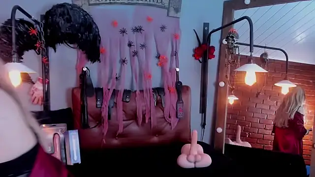 Samantha mature56 online show from October 2025 09:06:02 AM