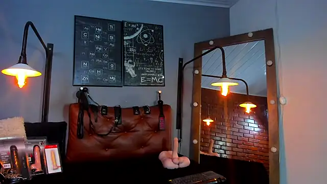 Samantha mature56 online show from February 2026 02:17:02 AM