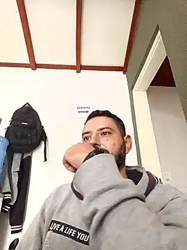 P4uzud4O online show from February 2026 11:59:01 AM