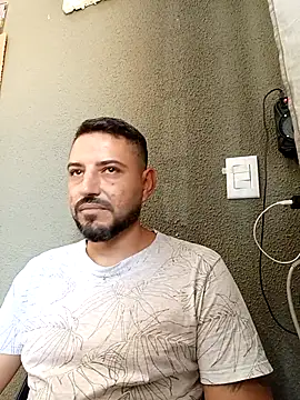 P4uzud4O online show from April 2026 01:40:01 PM