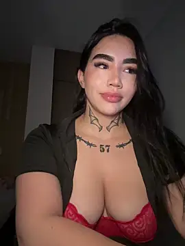 Nickiiiii online show from March 2026 06:50:02 AM