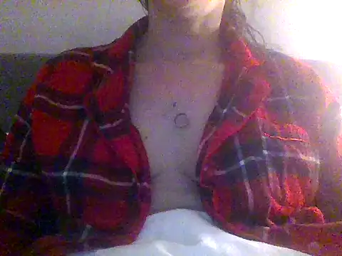 Snapshot of Fiesty_findom40 chatting on December 2024 07:15:02 PM Fiesty findom40 online show from December 2024 07:15:02 PM