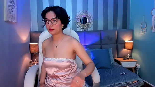 Snapshot of victoria_byte chatting on December 2024 01:47:01 PM victoria byte online show from December 2024 01:47:01 PM