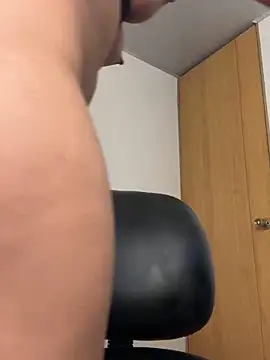 celine bell20 online show from February 2025 06:33:01 AM