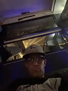 Snapshot of DirkD916 chatting on October 2025 10:42:02 PM DirkD916 online show from October 2025 10:42:02 PM