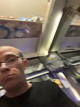 Snapshot of DirkD916 chatting on October 2025 03:07:02 AM DirkD916 online show from October 2025 03:07:02 AM