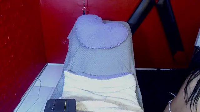 Monttserratt online show from December 2024 10:55:02 PM