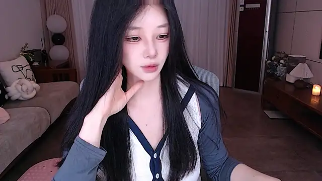 sweateanv  online show from April 2026 09:26:01 AM