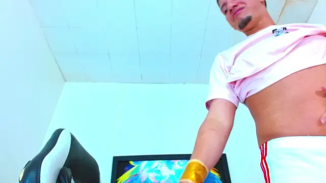 Snapshot of kevin__fox_ chatting on September 2025 07:15:02 PM kevin fox online show from September 2025 07:15:02 PM