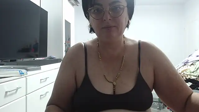 Amandamuller1982 online show from October 2025 10:41:02 PM