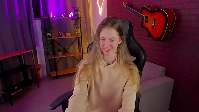 Sharon Evansi online show from January 2025 11:59:01 AM