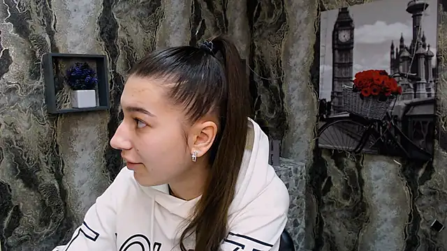 KarolinaRosse  online show from February 2025 07:15:02 AM