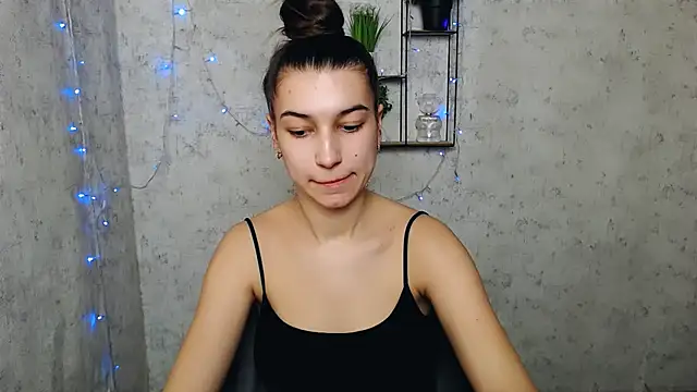 KarolinaRosse  online show from March 2025 10:03:02 AM