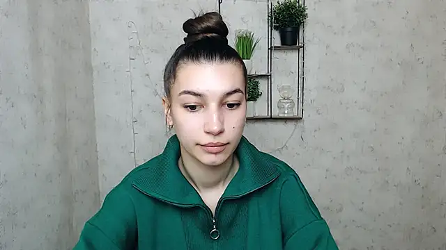 KarolinaRosse  online show from March 2025 06:54:02 AM