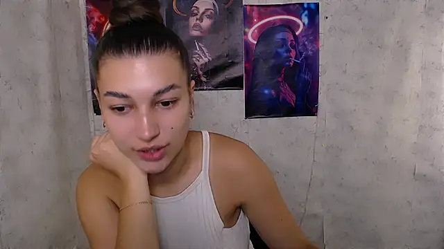 KarolinaRosse  online show from September 2025 05:08:01 AM