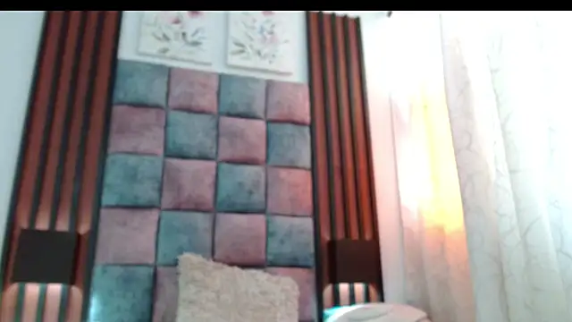 Saraa-restrepo online show from December 2024 02:26:02 PM
