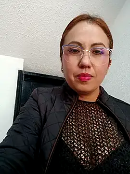 Snapshot of VIOLETA-25_ chatting on January 2025 09:31:02 PM VIOLETA-25 online show from January 2025 09:31:02 PM