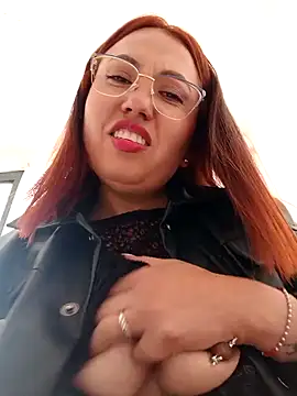 Snapshot of VIOLETA-25_ chatting on January 2025 07:39:01 PM VIOLETA-25 online show from January 2025 07:39:01 PM