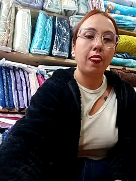 Snapshot of VIOLETA-25_ chatting on February 2025 10:42:02 PM VIOLETA-25 online show from February 2025 10:42:02 PM