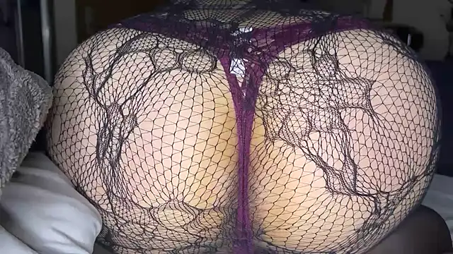 nightrabbit999 online show from March 2025 02:08:02 PM