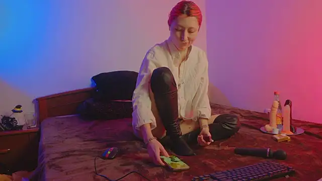 Bloom-fairy online show from February 2026 02:16:02 PM