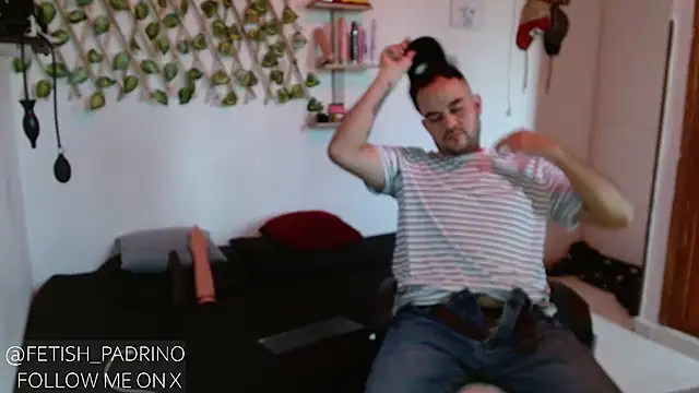 fetish padrino online show from January 2025 09:19:02 PM