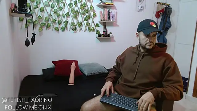 fetish padrino online show from January 2025 09:46:01 AM