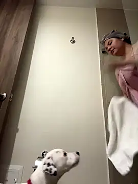 PoliBenett  online show from October 2025 05:10:02 PM