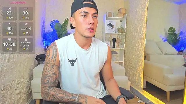 Aron Bolt online show from January 2025 01:09:02 AM