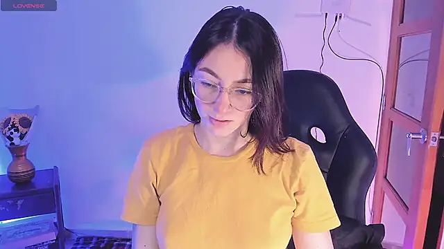 haanna thompsoon online show from December 2024 06:57:02 PM