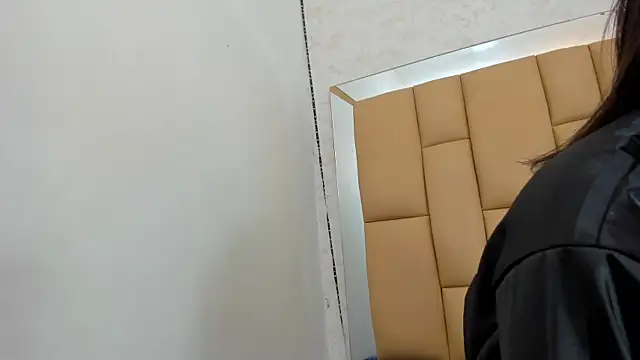 Amy wats0n online show from December 2024 07:11:02 PM