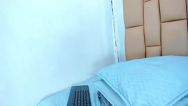 Amy wats0n online show from January 2025 10:24:01 PM