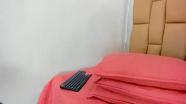Amy wats0n online show from January 2025 07:10:01 PM