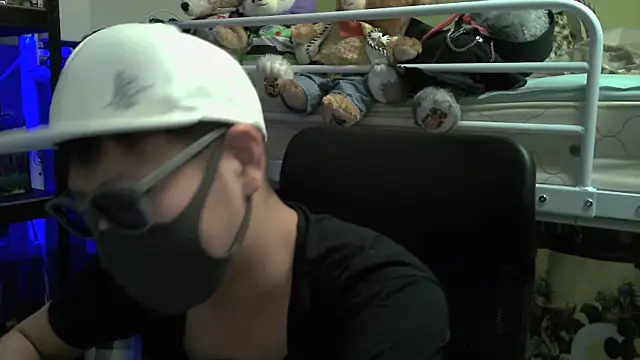 Owl1216 online show from December 2024 12:33:02 PM