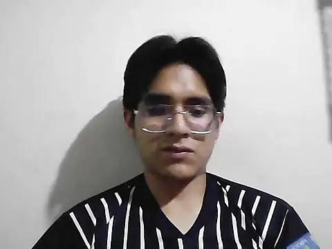 HardDick2 online show from March 2026 04:50:01 AM