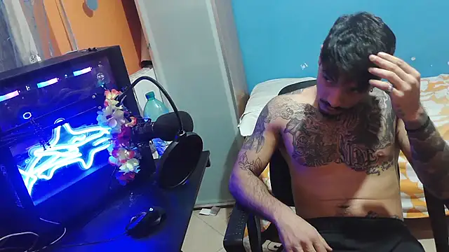 Badboyi1997 online show from October 2025 02:20:01 AM