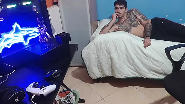 Badboyi1997 online show from October 2025 01:50:02 AM