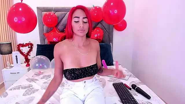 Snapshot of ValeryPettry_1 chatting on February 2025 03:42:01 AM ValeryPettry 1 online show from February 2025 03:42:01 AM