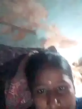 Snapshot of riya_houswife chatting on November 2025 11:10:01 AM riya houswife online show from November 2025 11:10:01 AM