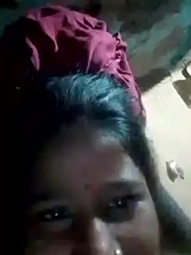 Snapshot of riya_houswife chatting on November 2025 12:44:02 PM riya houswife online show from November 2025 12:44:02 PM