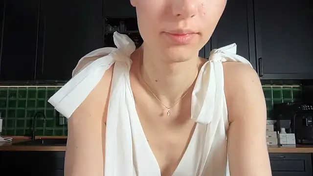 solar bella online show from March 2026 04:30:02 AM