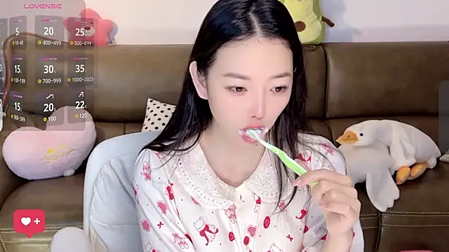 Yilin1999 online show from March 2025 01:14:02 AM