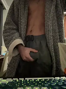 Snapshot of pxrnsenpaii chatting on March 2025 01:15:01 PM pxrnsenpaii online show from March 2025 01:15:01 PM