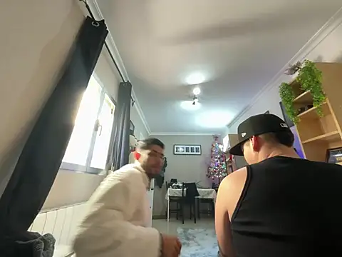 Snapshot of Chicos_defiesta chatting on December 2024 12:56:01 PM Chicos defiesta online show from December 2024 12:56:01 PM