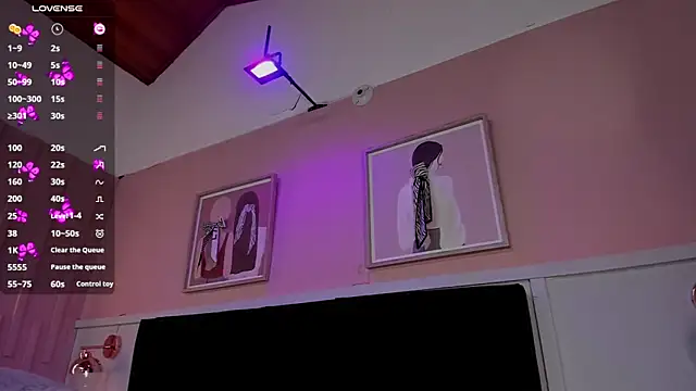 elodie walker online show from November 2025 12:48:01 PM